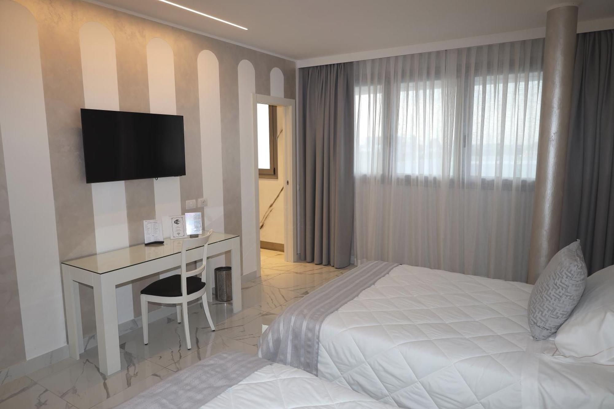 One Hotel Dalmine Buitenkant foto